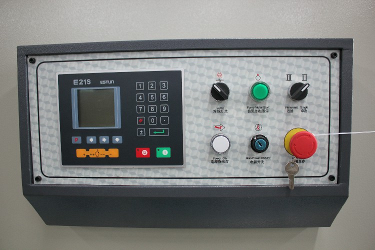 12mm 3200mm Hydraulic Guillotine Shearing Machine Cnc Steel Sheet Cutting Machine 12 мм 3200 мм гідравлічна гільйотина машина для різання сталевих листів з ЧПУ