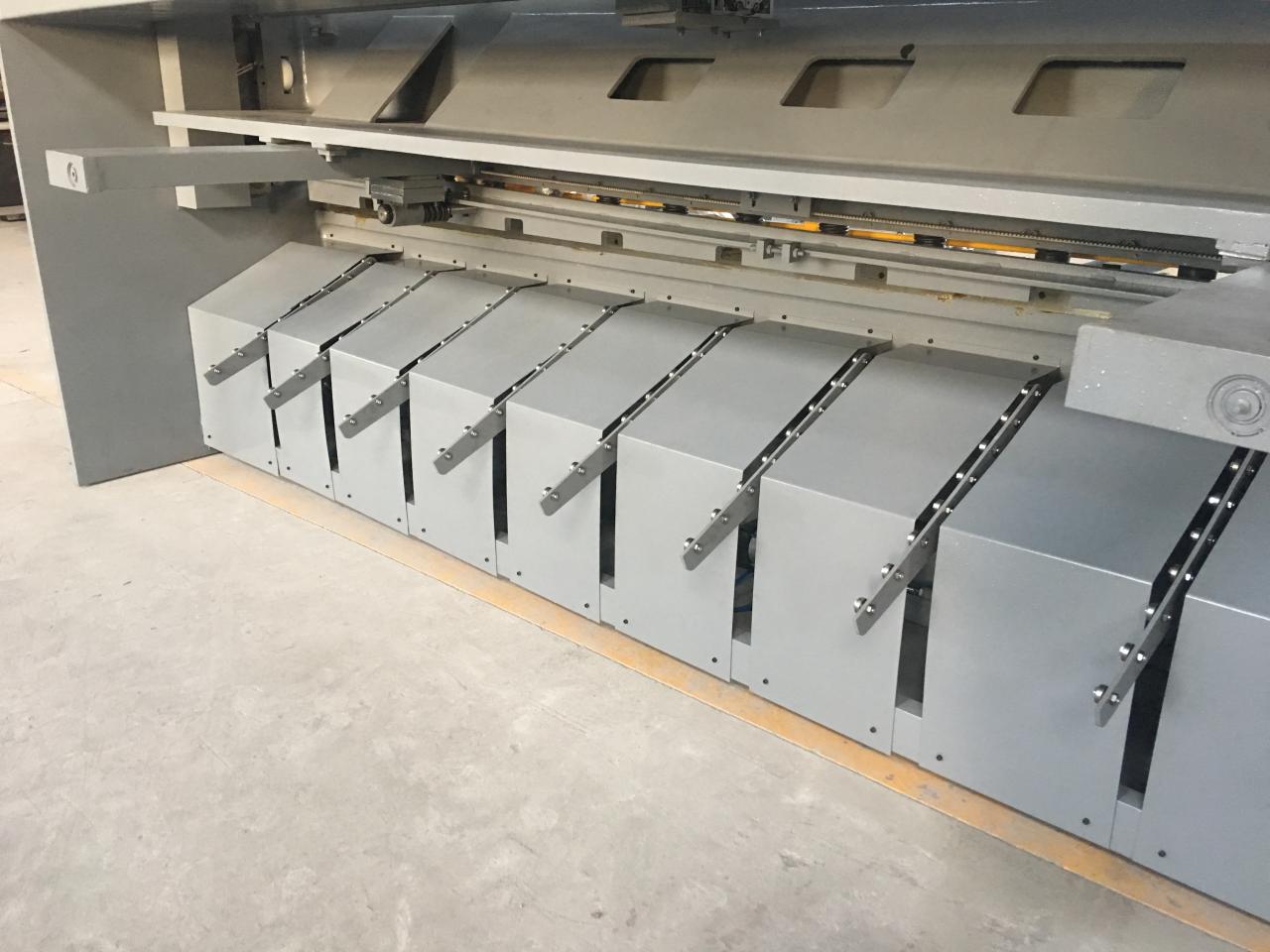 2,5 м довжина гідравлічної Nc поворотної балки ножиці