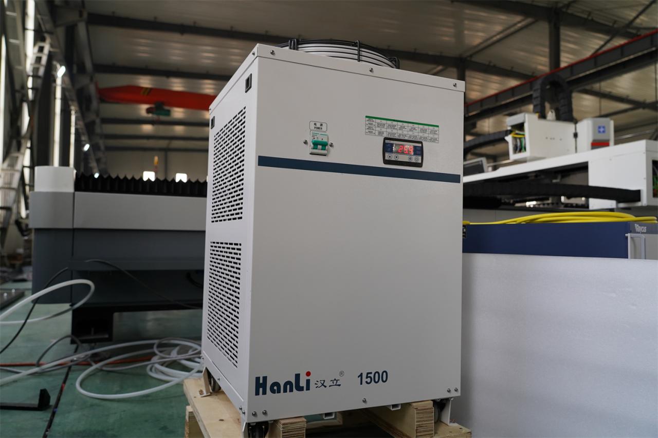 3015 4kw 1kw 2kw 3kw Stainless Steel Cnc Fiber Laser Cutting Machine 3015 4kw 1kw 2kw 3kw машина для лазерного різання волокна з ЧПУ з нержавіючої сталі