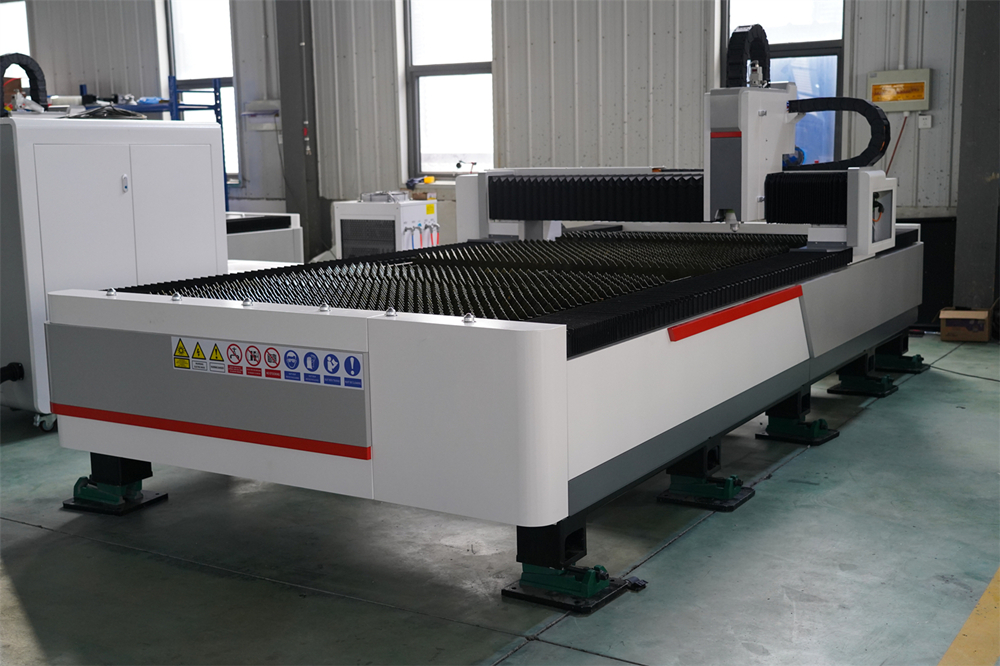 3015 4kw 1kw 2kw 3kw Stainless Steel Cnc Fiber Laser Cutting Machine 3015 4kw 1kw 2kw 3kw машина для лазерного різання волокна з ЧПУ з нержавіючої сталі