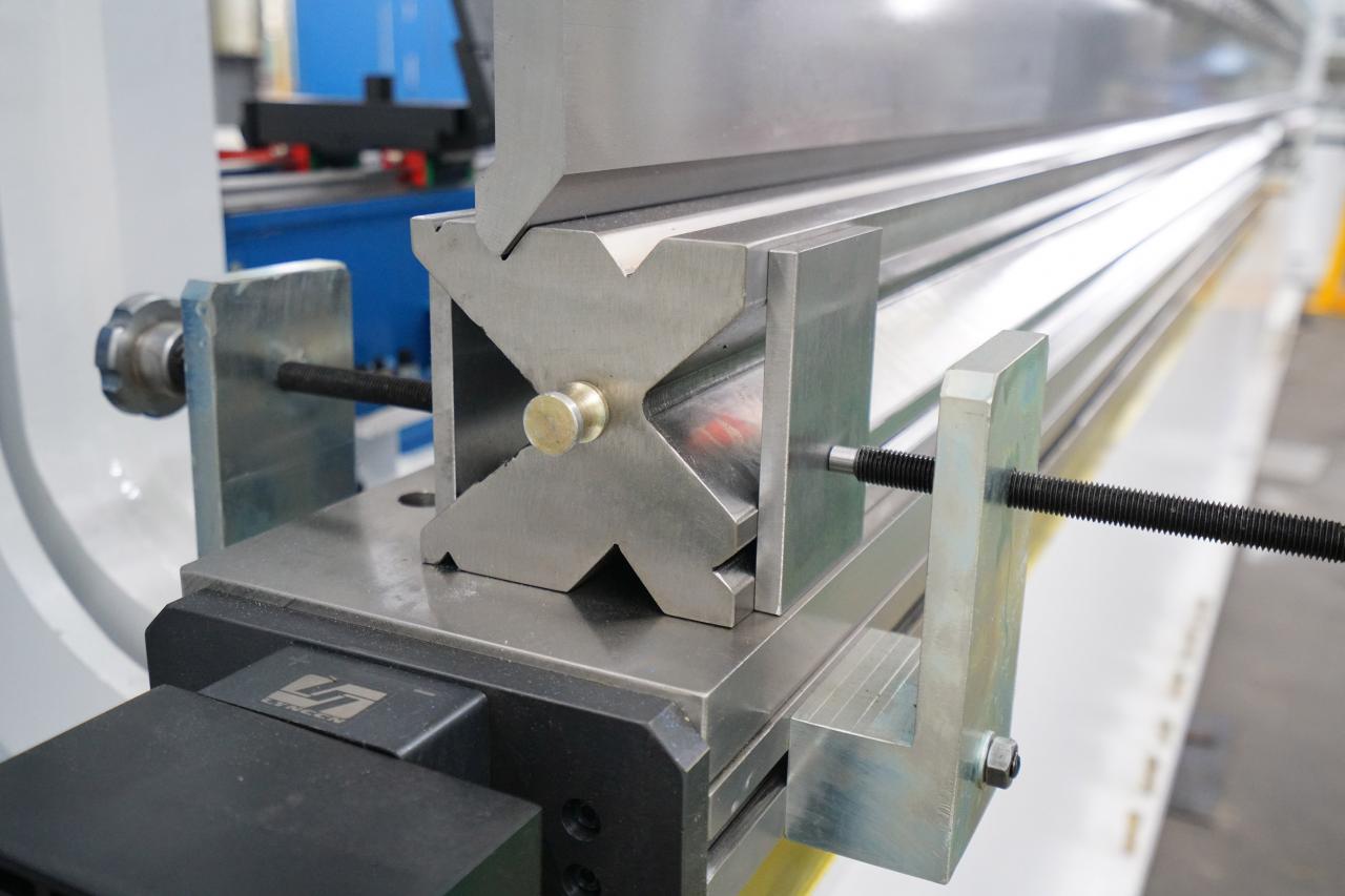 4 Axis Cnc Tandem Press Brake With Delem Da58t 2d Graphical Controller 4-осьовий тандемний прес-гальмо з ЧПУ з графічним контролером Delem Da58t 2d