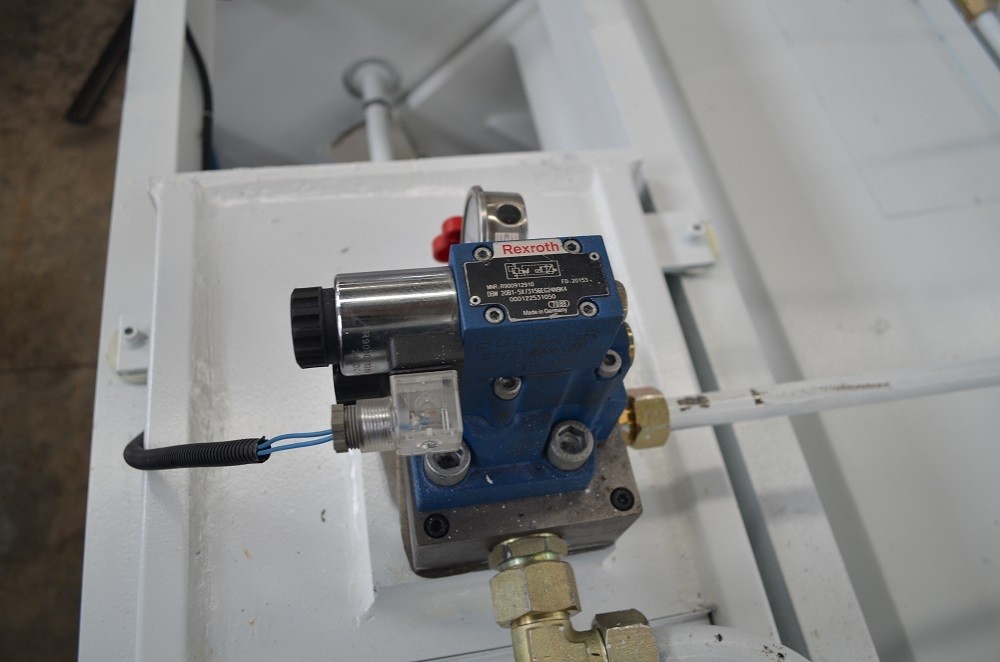 6*3200mm Guillotine Shears Metal Shear Hydraulic Iron Sheet Cutting Shearing Machine 6 * 3200 мм гільйотинні ножиці для металевих ножиць, гідравлічна машина для різання металевих листів