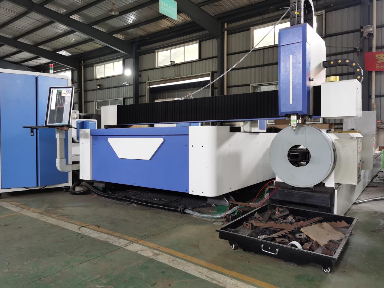 8mm 10mm Carbon Steel Laser Cutter 1530 4020 Cnc Fiber Laser Cutting Machine 8 мм 10 мм лазерний різак з вуглецевої сталі 1530 4020 Cnc волоконний лазерний різальний верстат