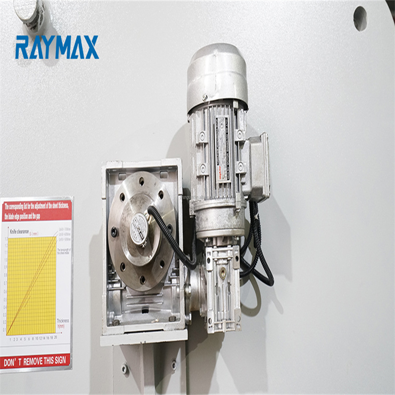 Фабрична гідравлічна машина для стрижки Qc11y-12x3200 гільйотинні ножиці