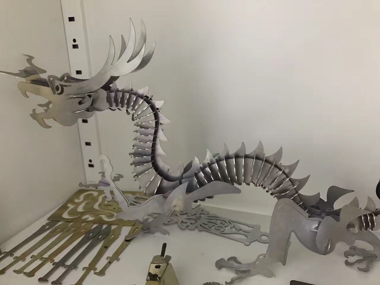 Cnc Fiber Laser Metal Cutting Machine 2000w Fiber Laser Cutting Machine Волоконно-лазерна машина для різання металу з ЧПУ 2000 Вт