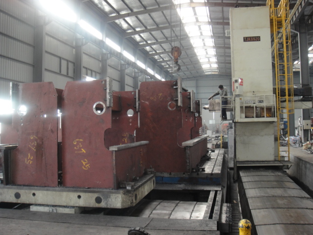 Da53t Cnc System Controller 125t4000 3+1 Axis Cnc Hydraulic Press Brake With Good Quality Контролер системи Da53t Cnc 125t4000 3+1 Axis Cnc Hydraulic Press Brake з гарною якістю