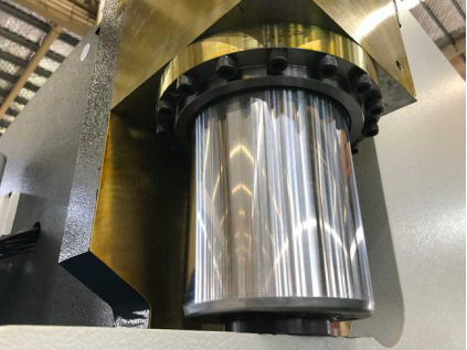 Delem Da66t 125 3+1 4+1 6+1 8+1 Cnc Hydraulic Press Brake For Metal Plate Bending Delem Da66t 125 3+1 4+1 6+1 8+1 Гідравлічний прес-гальмо з ЧПУ для згинання металевої пластини