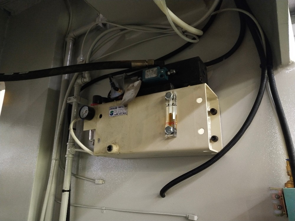 Pneumatic Friction Clutch High Performance Punch Press Machine Пневматична фрикційна муфта. Високопродуктивна машина для штампування