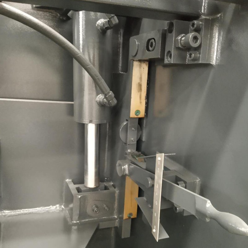 Qc12k-4x2500 Cnc Hydraulic Customized Shearing Machine Cutting Machine Qc12k-4x2500 Cnc Гідравлічна налаштована машина для різання