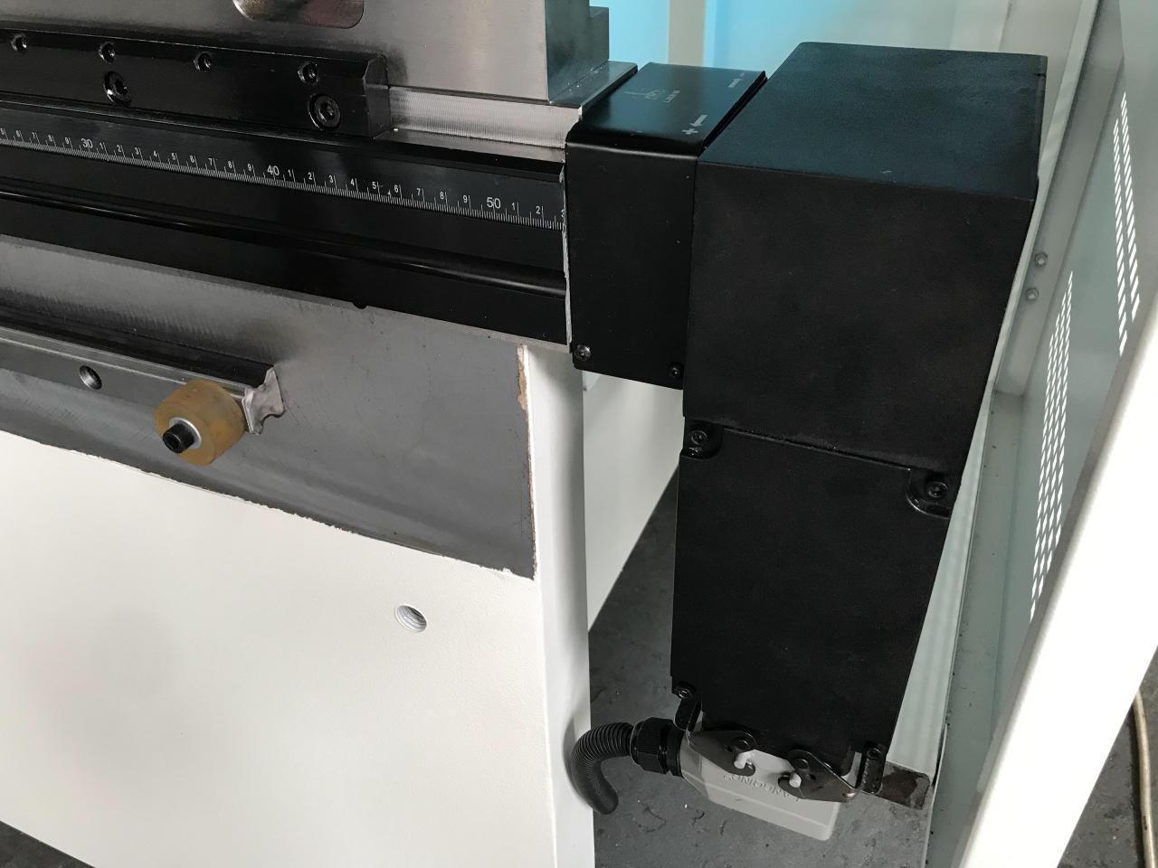 Wc67y-65/2500 Oem Hydraulic Press Brake Machine Steel Bending Machine Wc67y-65/2500 Oem Гідравлічний прес-гальмівний верстат Сталевий згинальний верстат