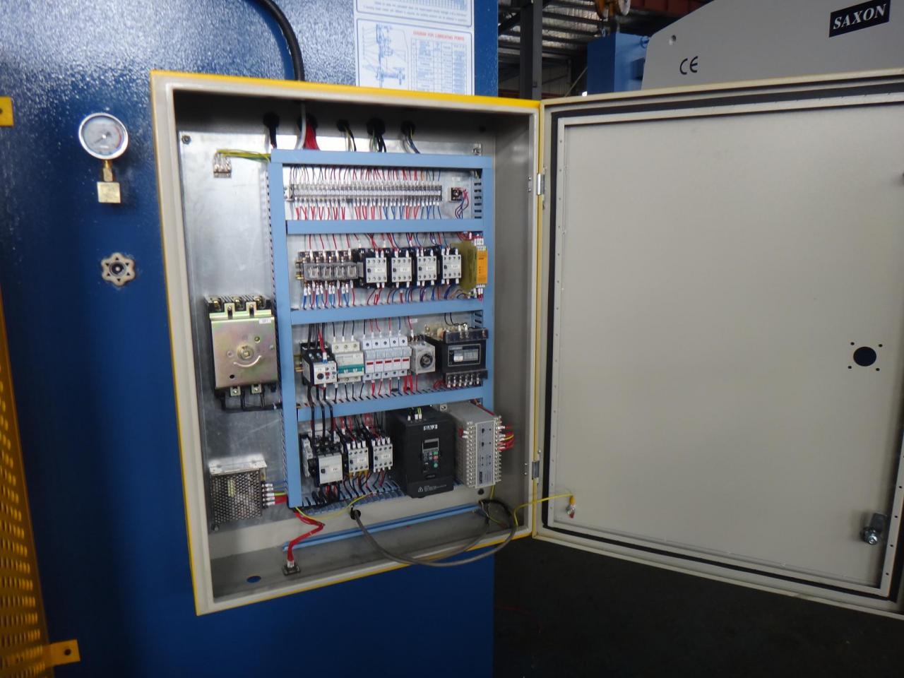 Wc67y-65/2500 Oem Hydraulic Press Brake Machine Steel Bending Machine Wc67y-65/2500 Oem Гідравлічний прес-гальмівний верстат Сталевий згинальний верстат